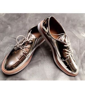 Silver oxfords